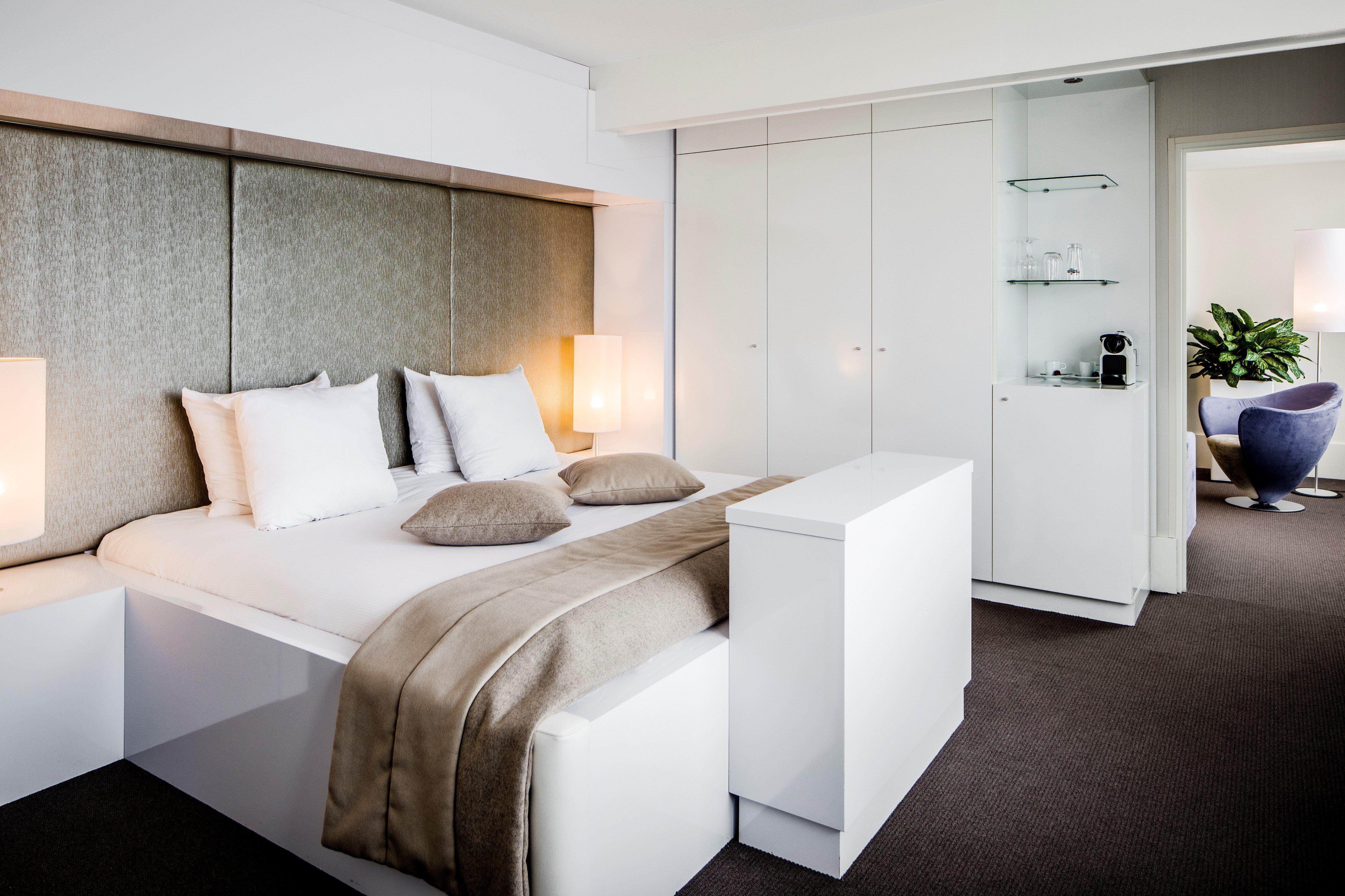 Holiday Inn Eindhoven Centre By Ihg Exterior foto