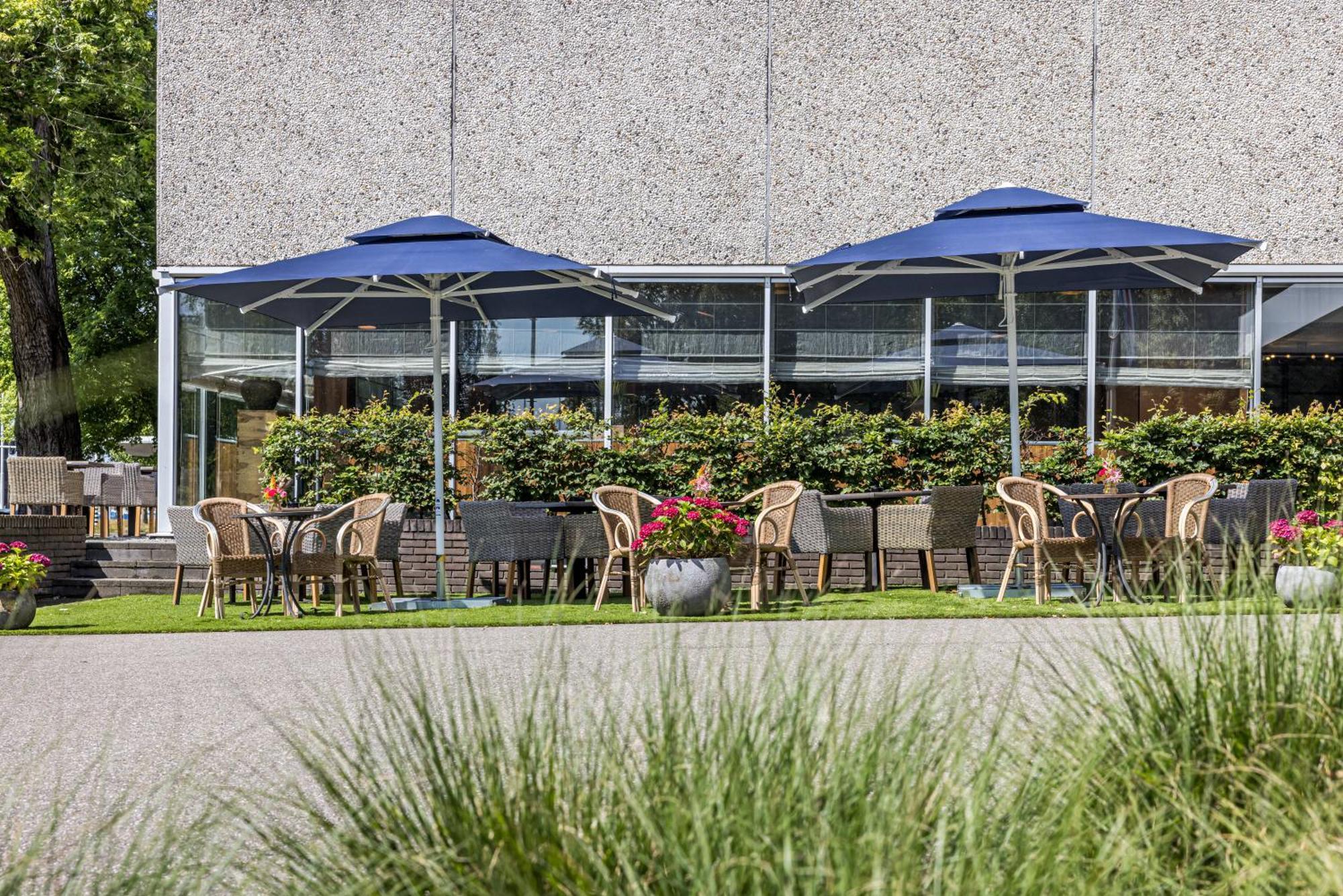 Holiday Inn Eindhoven Centre By Ihg Exterior foto