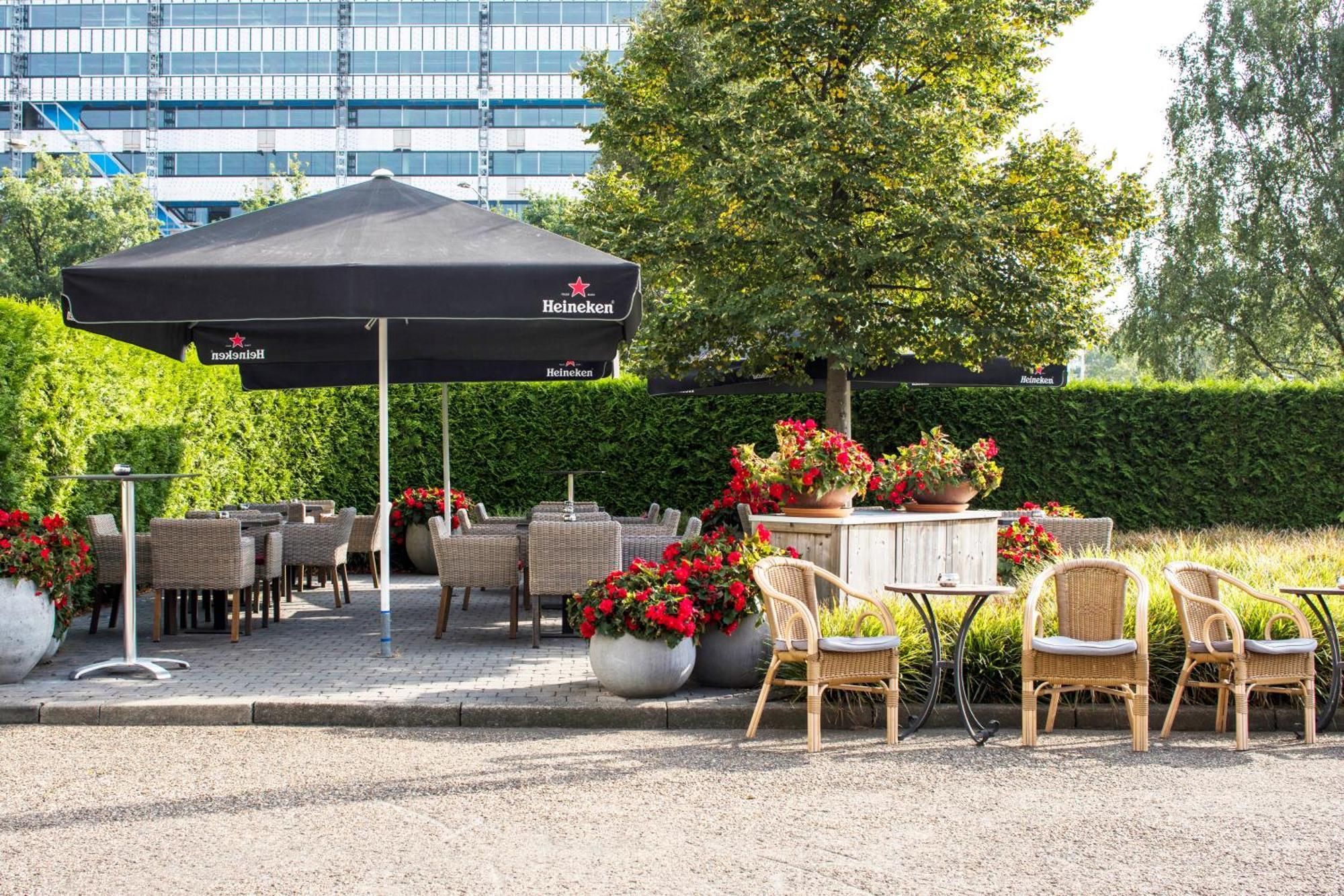 Holiday Inn Eindhoven Centre By Ihg Exterior foto